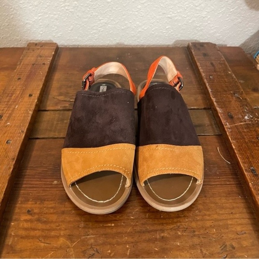 Charles David Color Block Flat Suede Sandals. Wom… - image 7